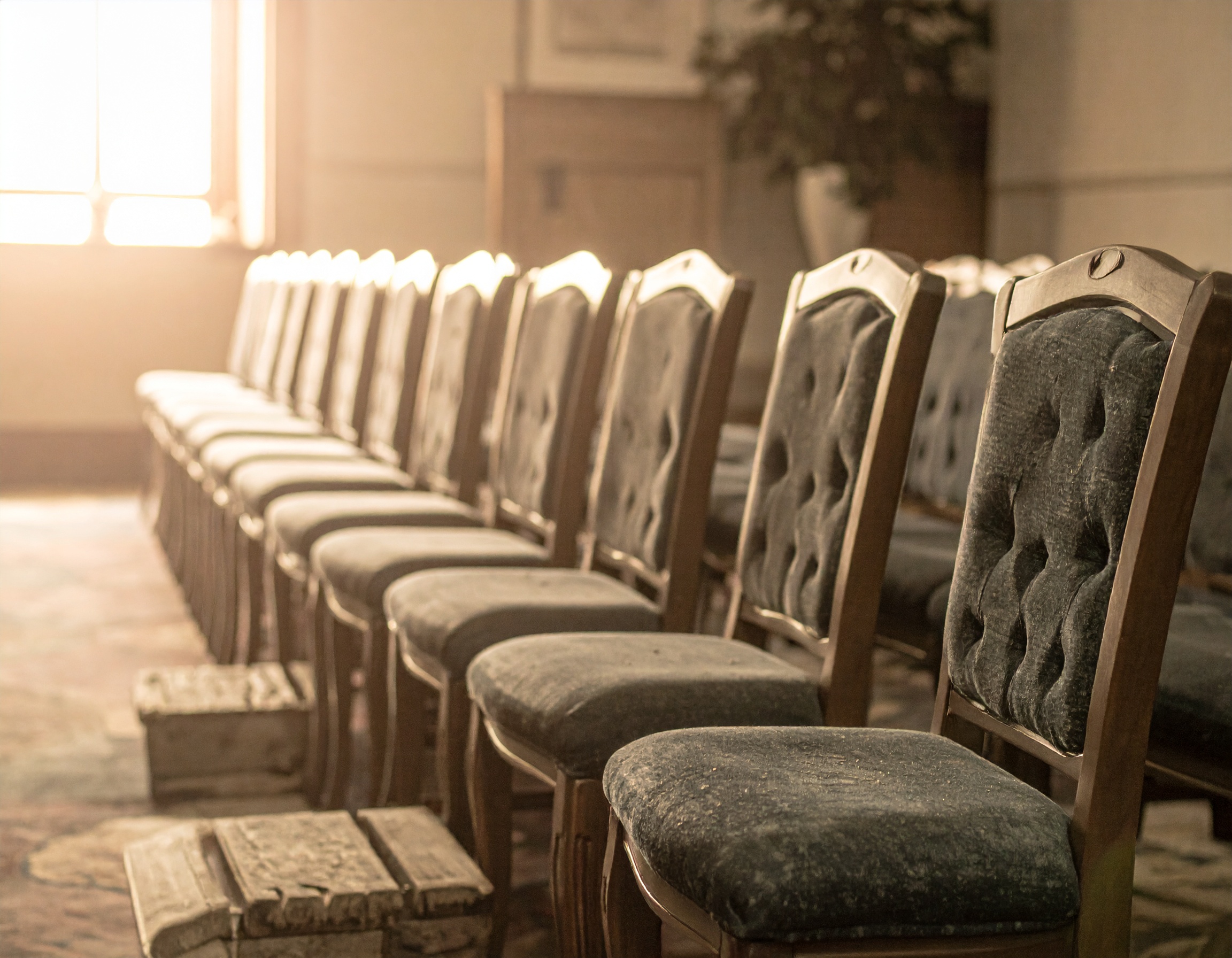 葬儀社の動画作成、専門スキル不要で負担軽減！効率化ツール